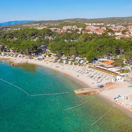 Deluxe New Apartments - Few Steps From The Beach - Luxury Holiday With Style - By Traveler Tourist Agency Krk Krk Town Eksteriør bilde