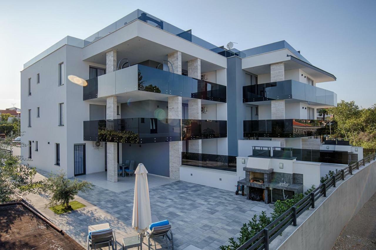 Deluxe New Apartments - Few Steps From The Beach - Luxury Holiday With Style - By Traveler Tourist Agency Krk Krk Town Eksteriør bilde