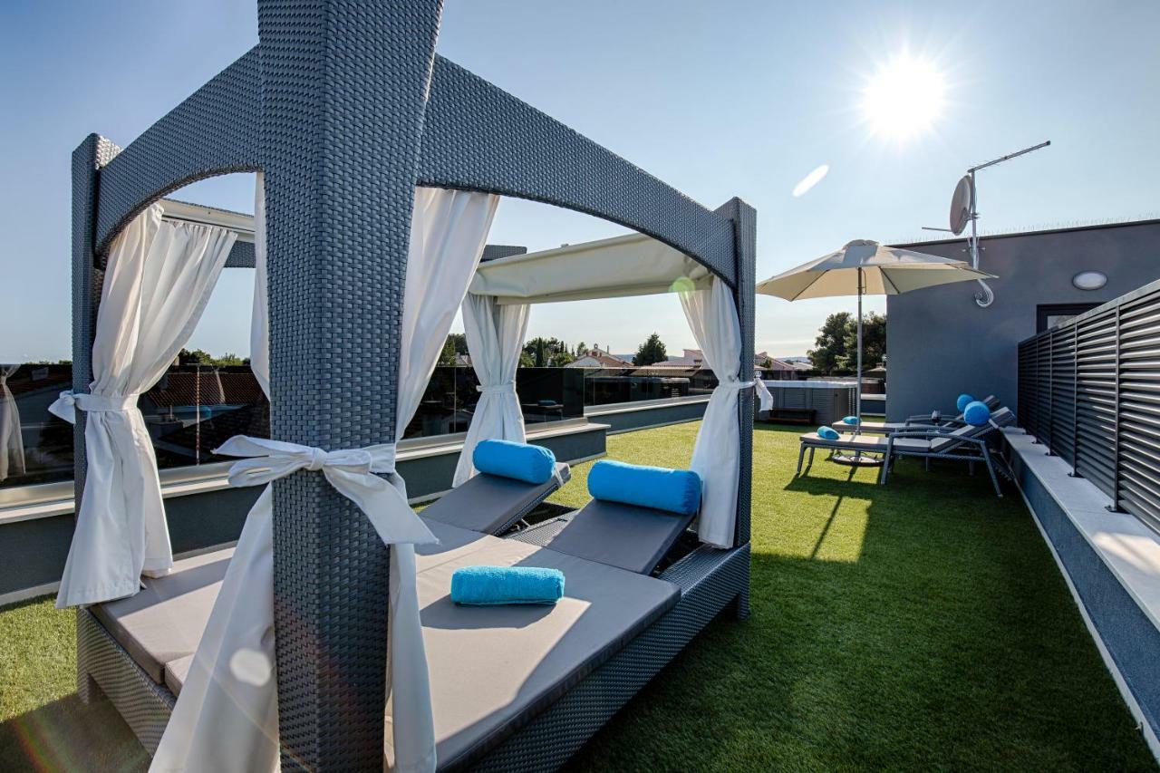 Deluxe New Apartments - Few Steps From The Beach - Luxury Holiday With Style - By Traveler Tourist Agency Krk Krk Town Eksteriør bilde